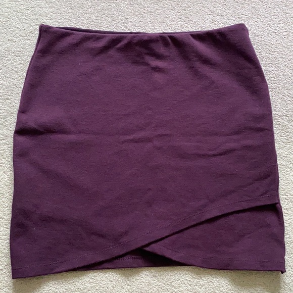 Aritzia Sunday Best primrose skirt - Picture 3 of 6